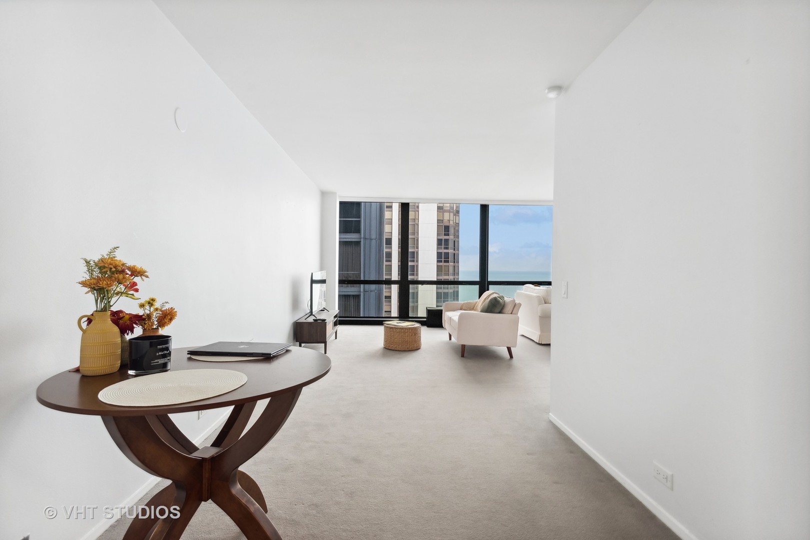 900 N LAKE SHORE Drive Unit: 2505