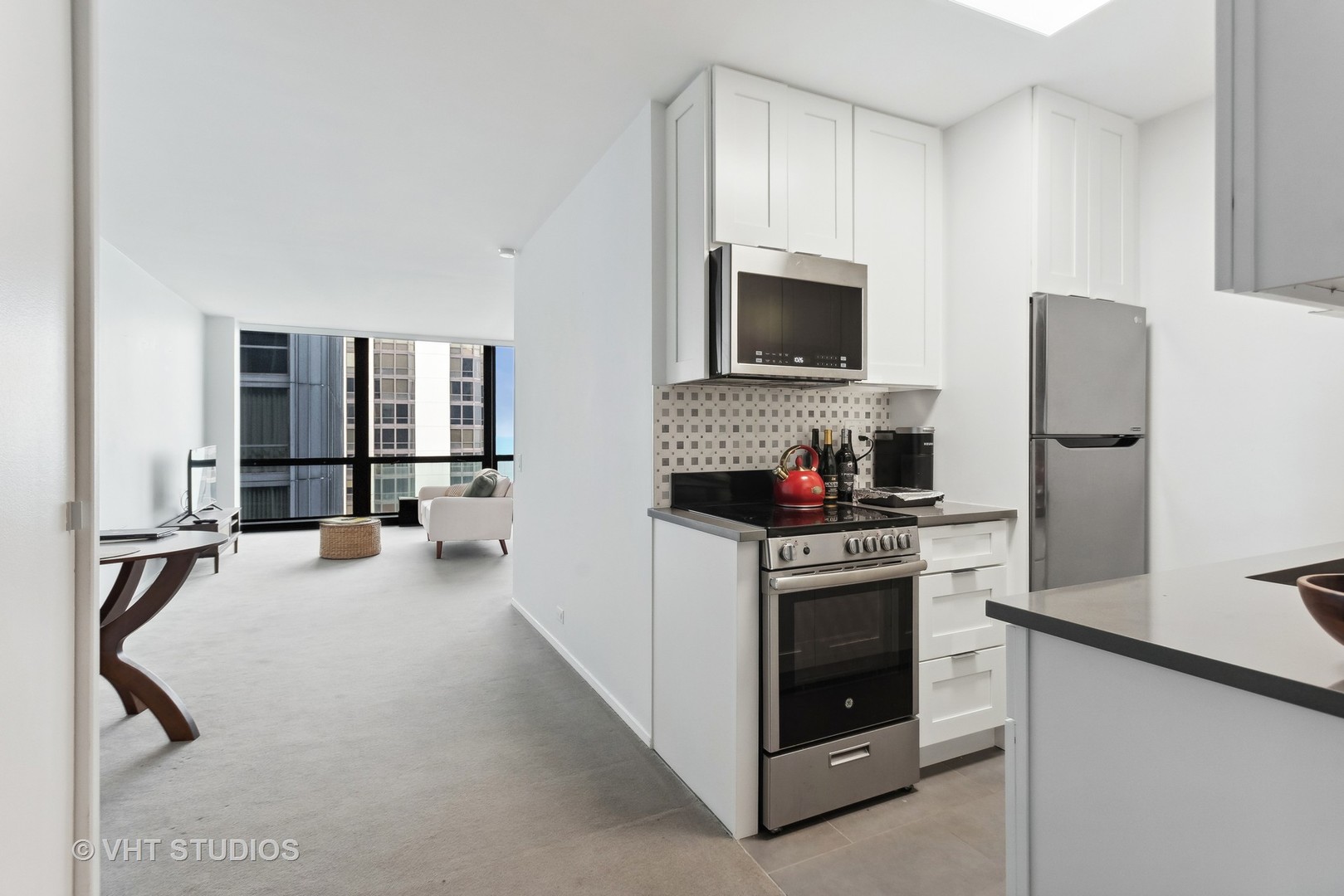 900 N LAKE SHORE Drive Unit: 2505