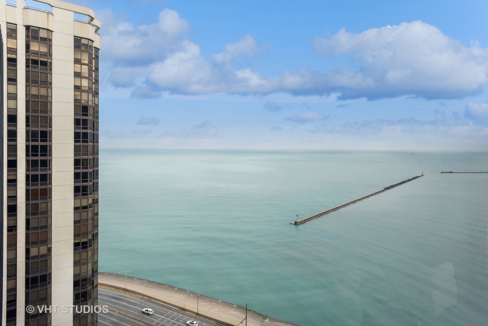 900 N LAKE SHORE Drive Unit: 2505