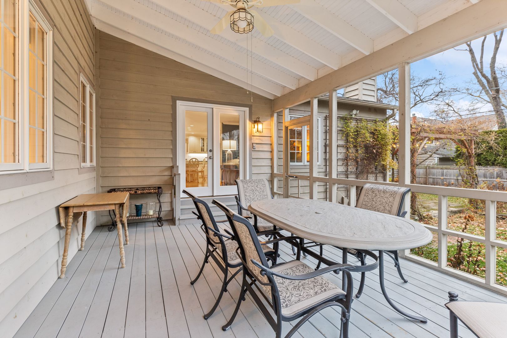 546 E Scranton Avenue