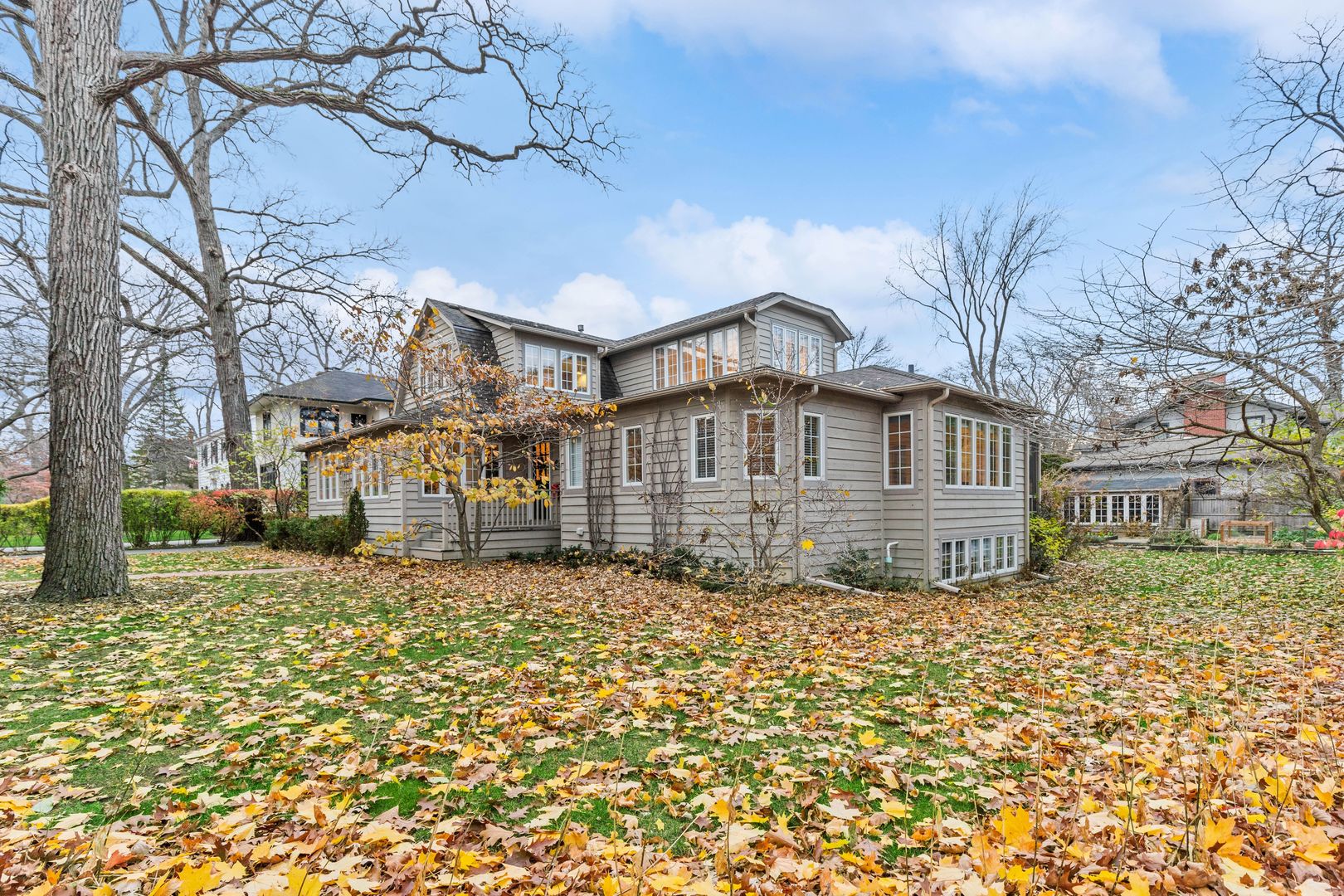 546 E Scranton Avenue