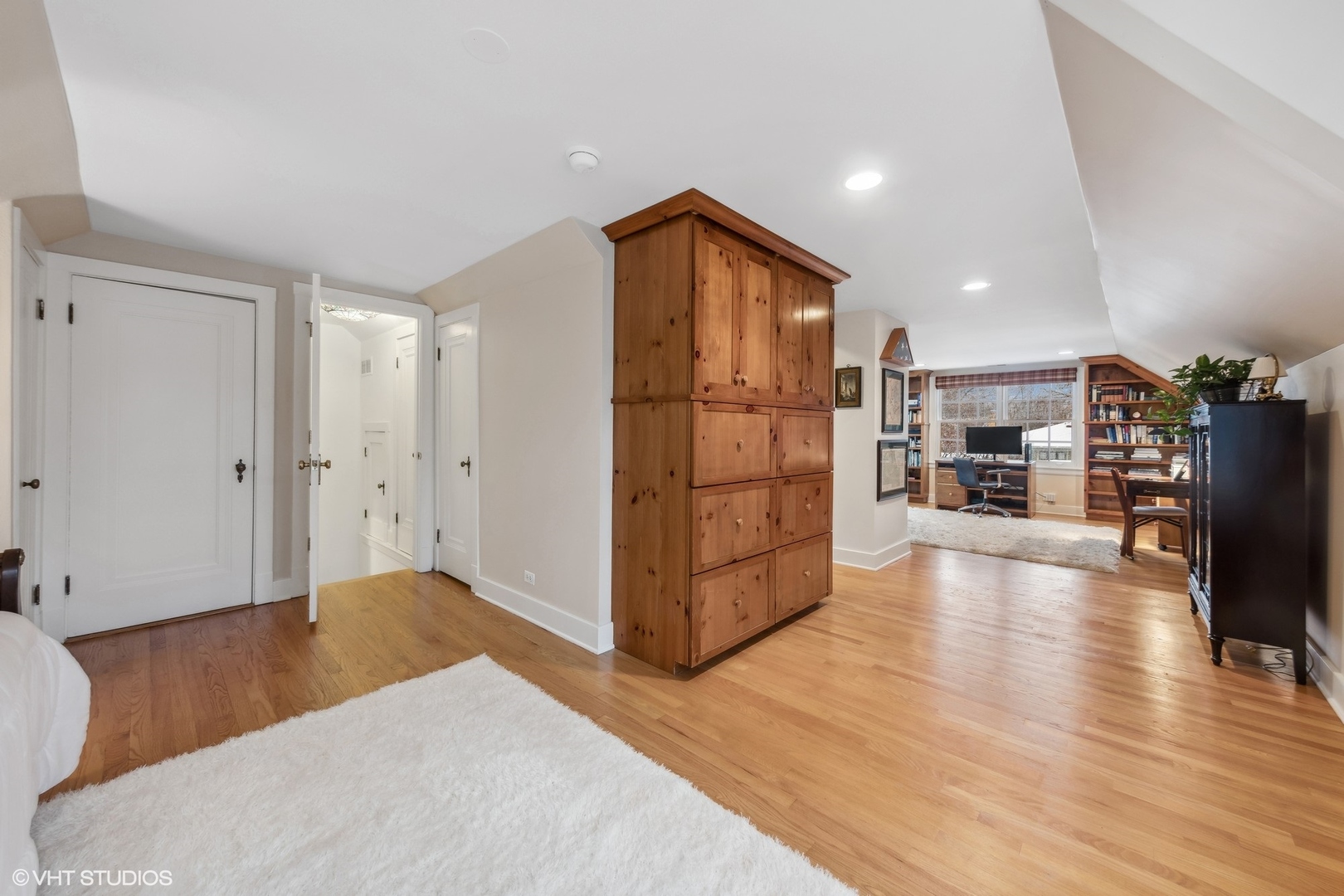 3901 Franklin Avenue