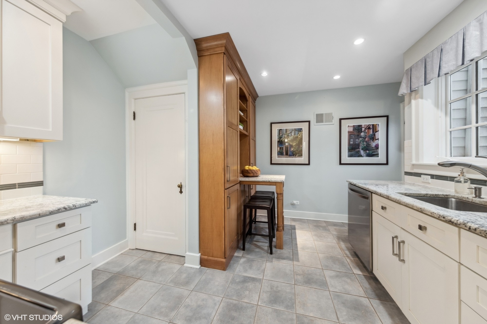 3901 Franklin Avenue