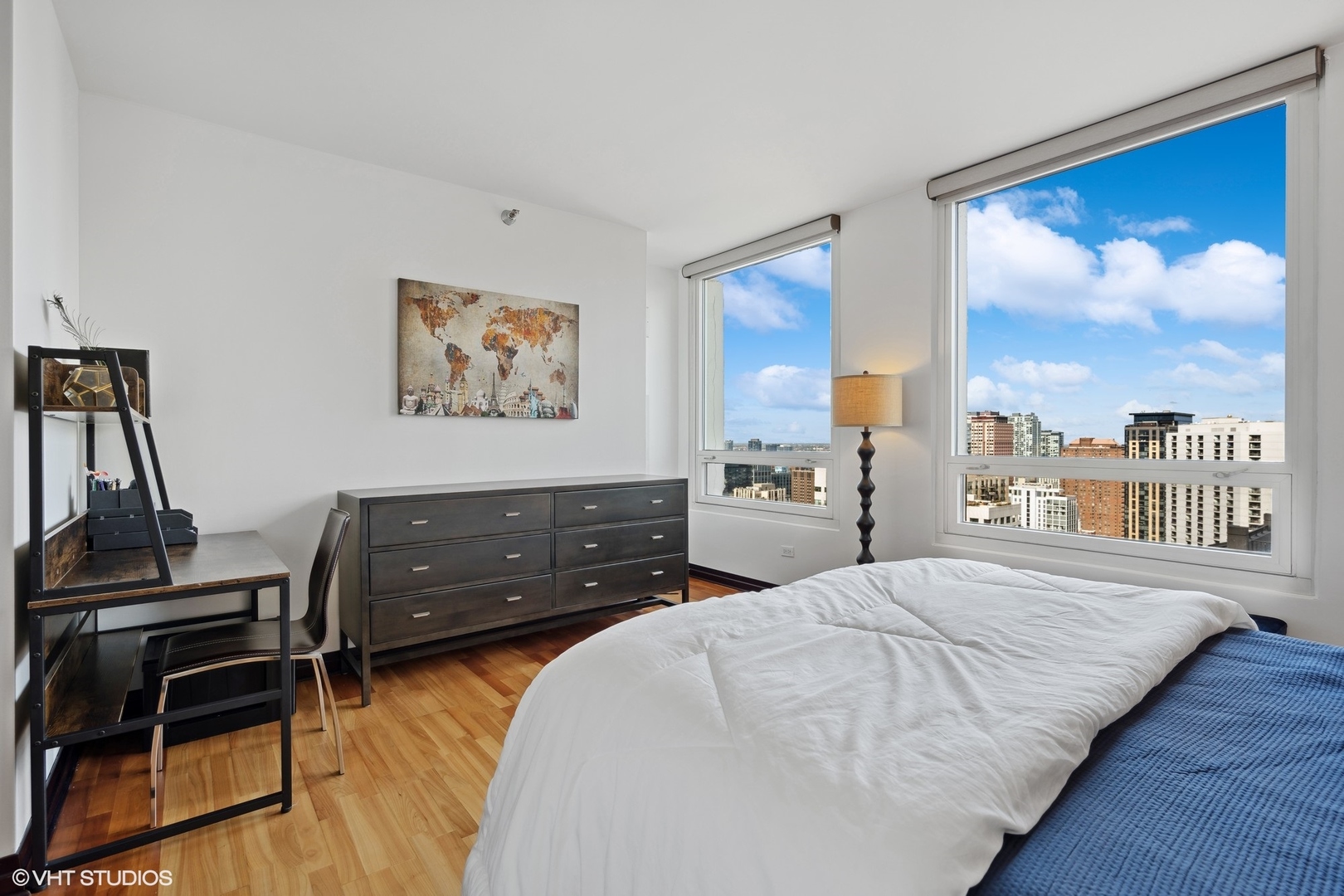 33 W Ontario Street Unit: 31G