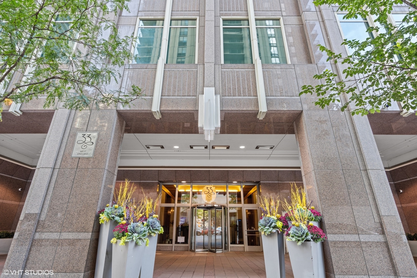 33 W Ontario Street Unit: 31G