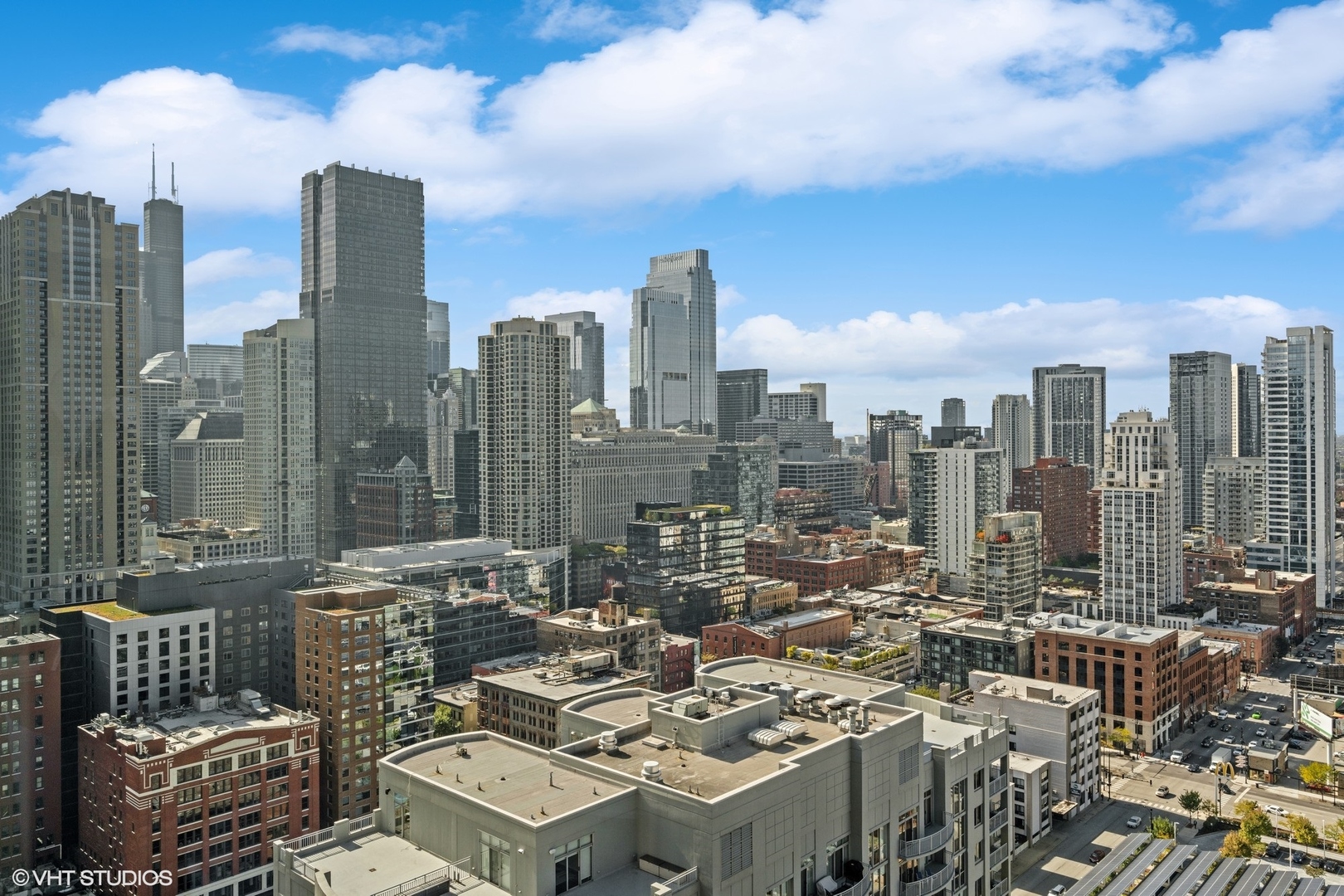 33 W Ontario Street Unit: 31G