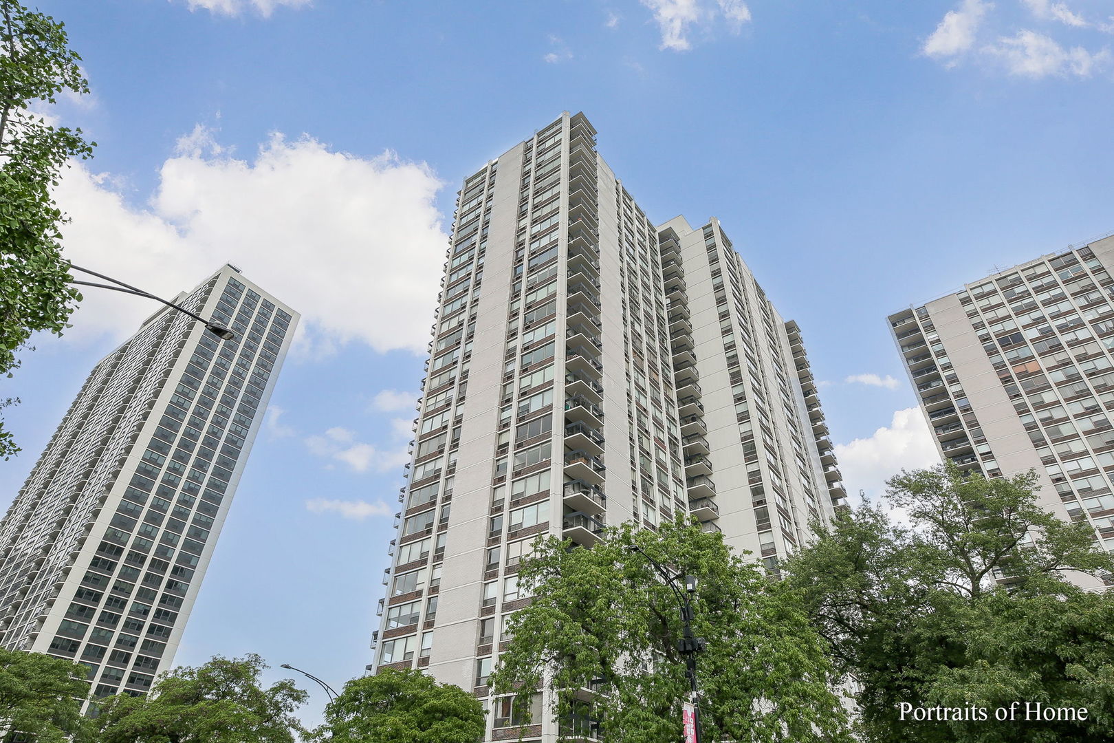 1460 N Sandburg Terrace Unit: 2408