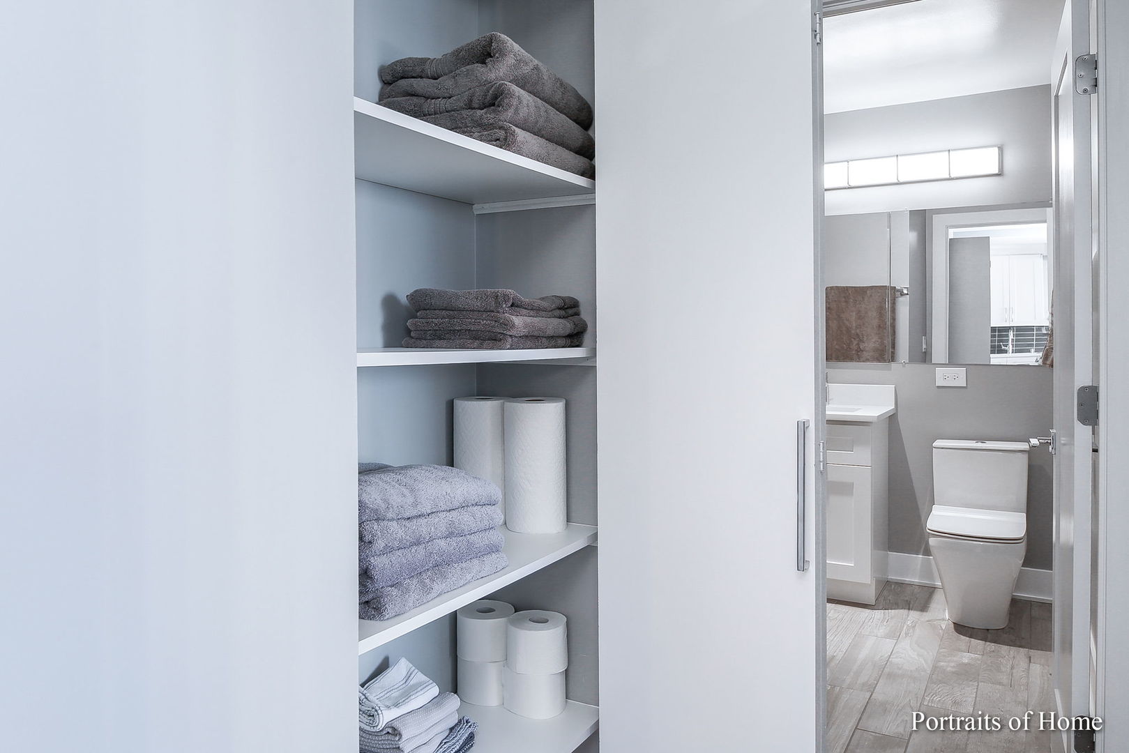 1460 N Sandburg Terrace Unit: 2408