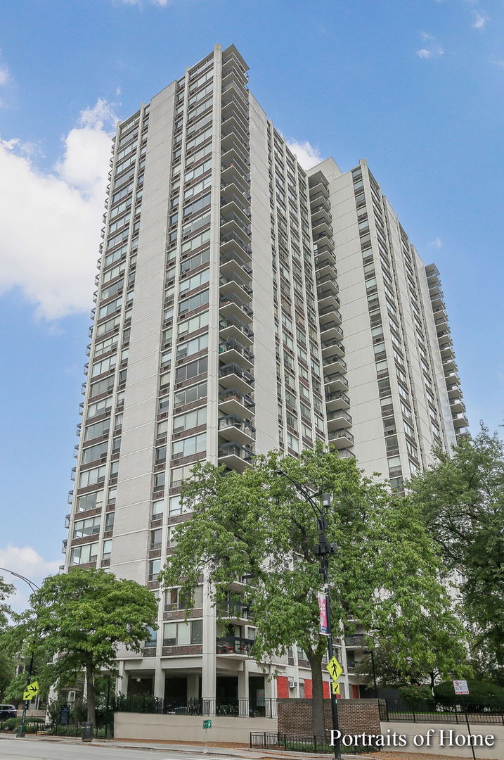 1460 N Sandburg Terrace Unit: 2408
