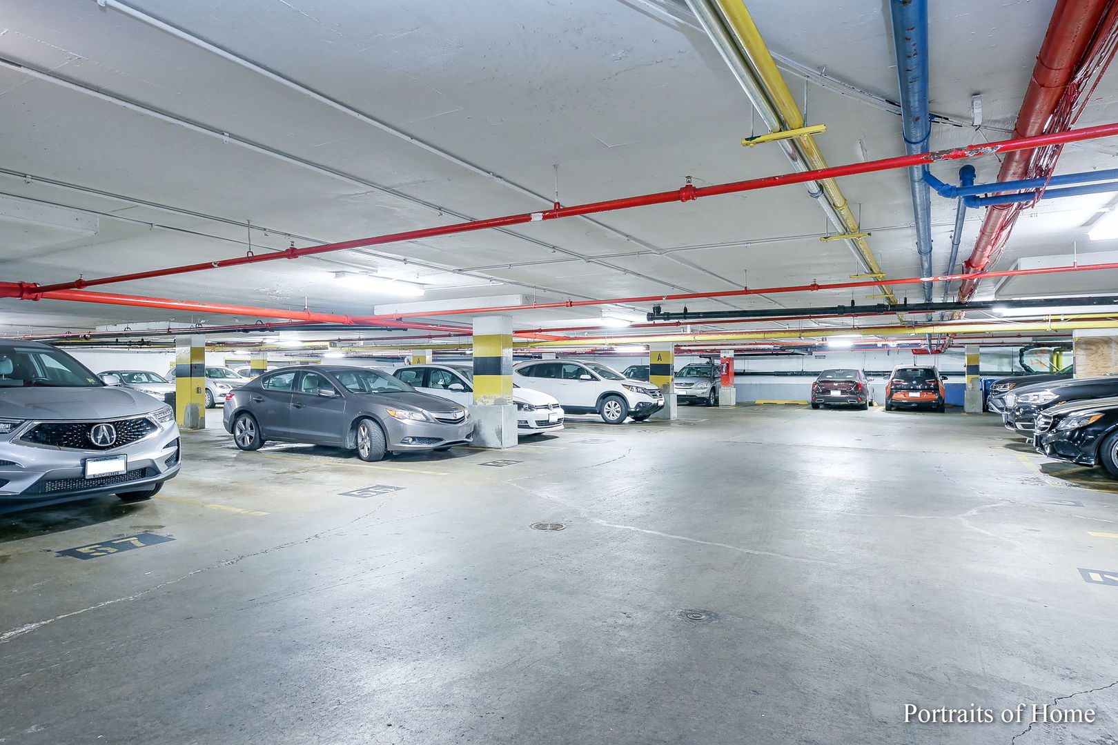 1460 N Sandburg Terrace Unit: 2408