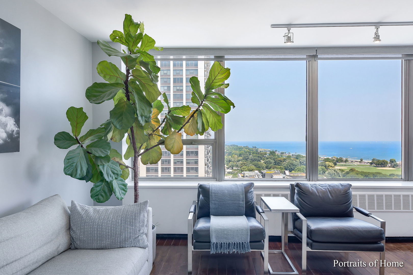 1460 N Sandburg Terrace Unit: 2408