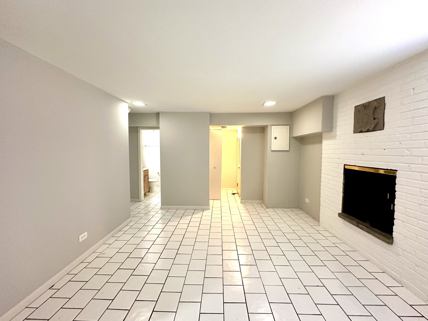 2714 N Mildred Avenue Unit: 7