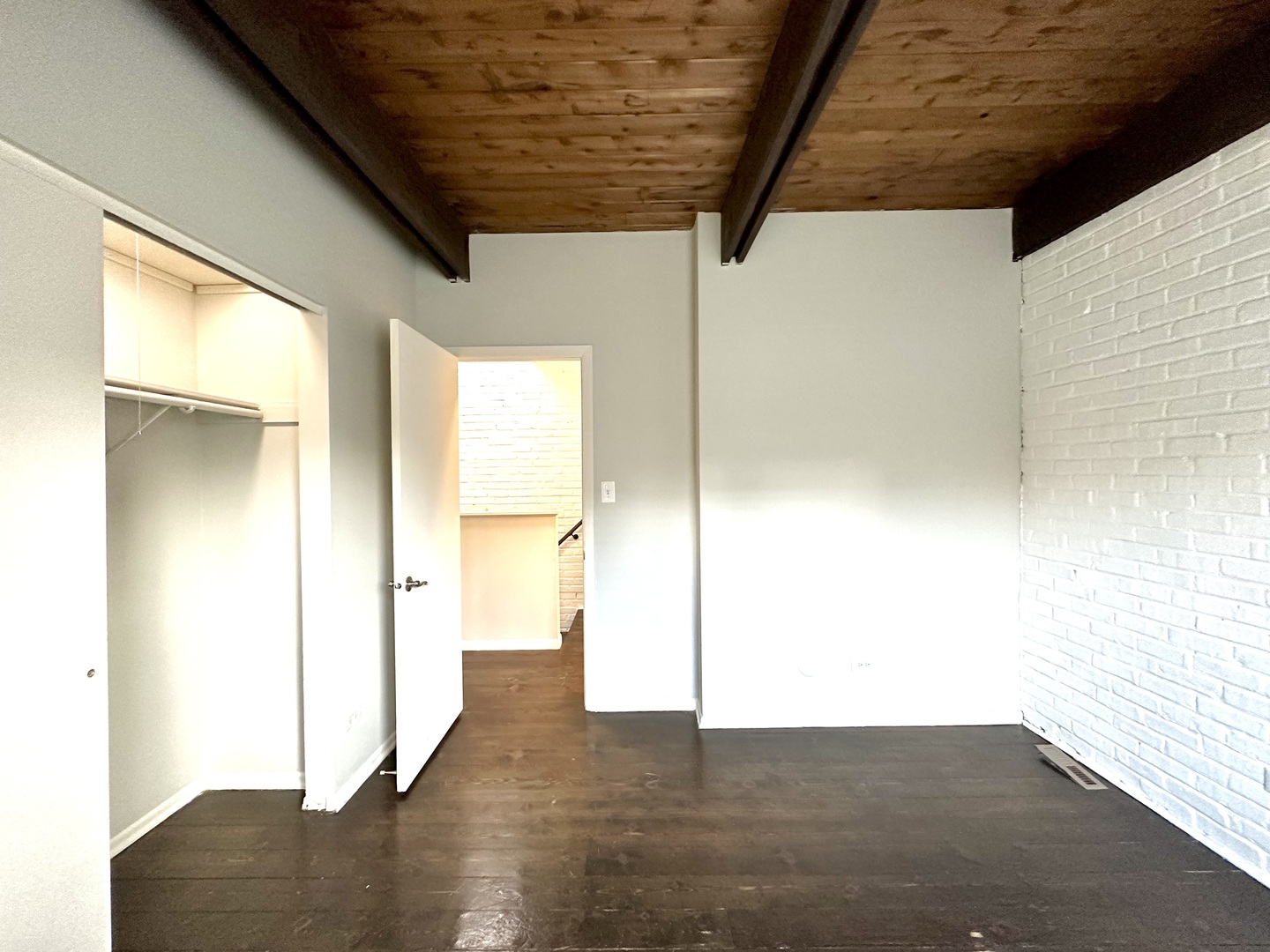 2714 N Mildred Avenue Unit: 7