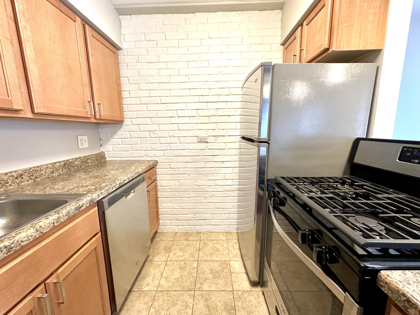 2714 N Mildred Avenue Unit: 7