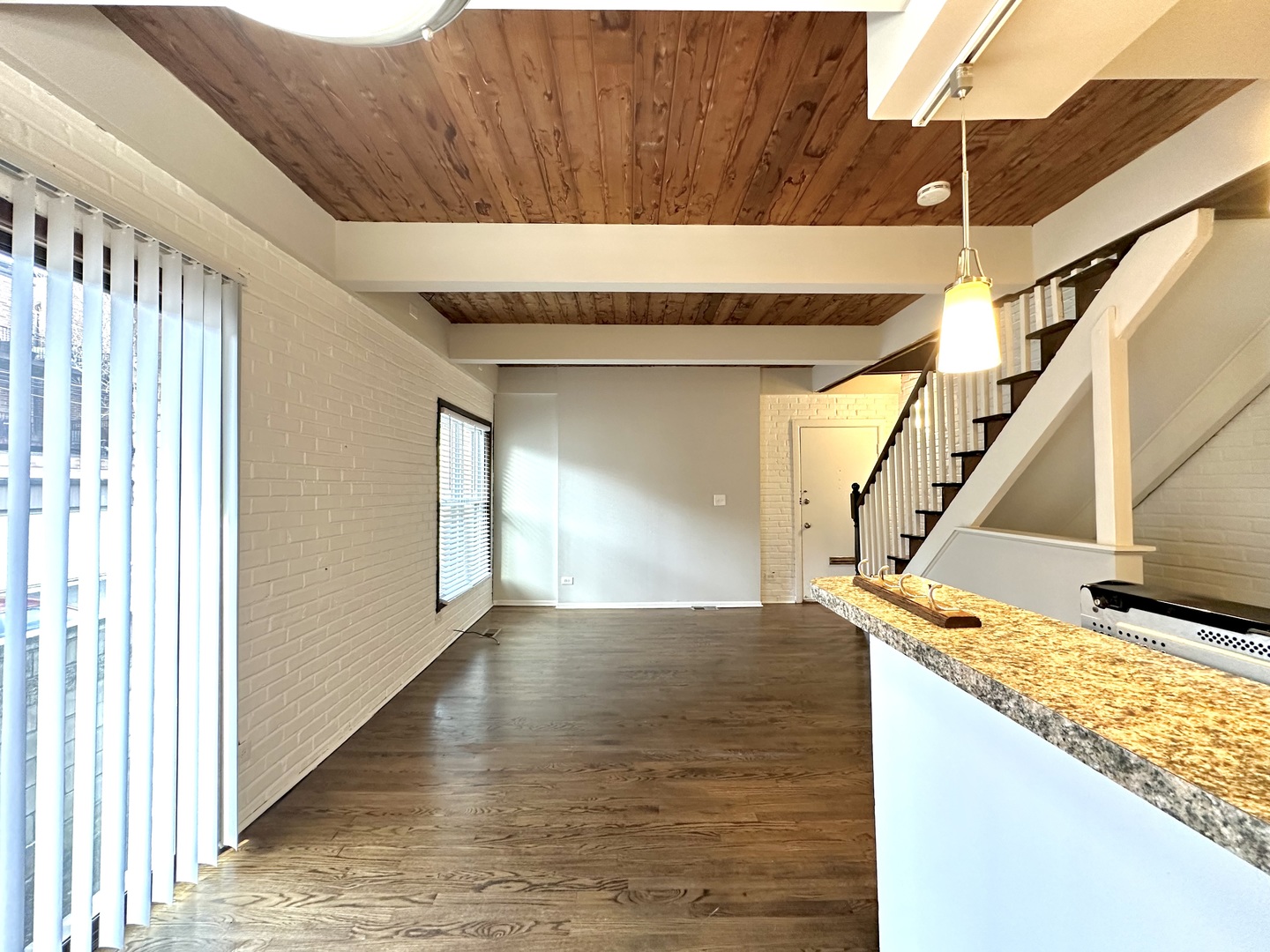 2714 N Mildred Avenue Unit: 7