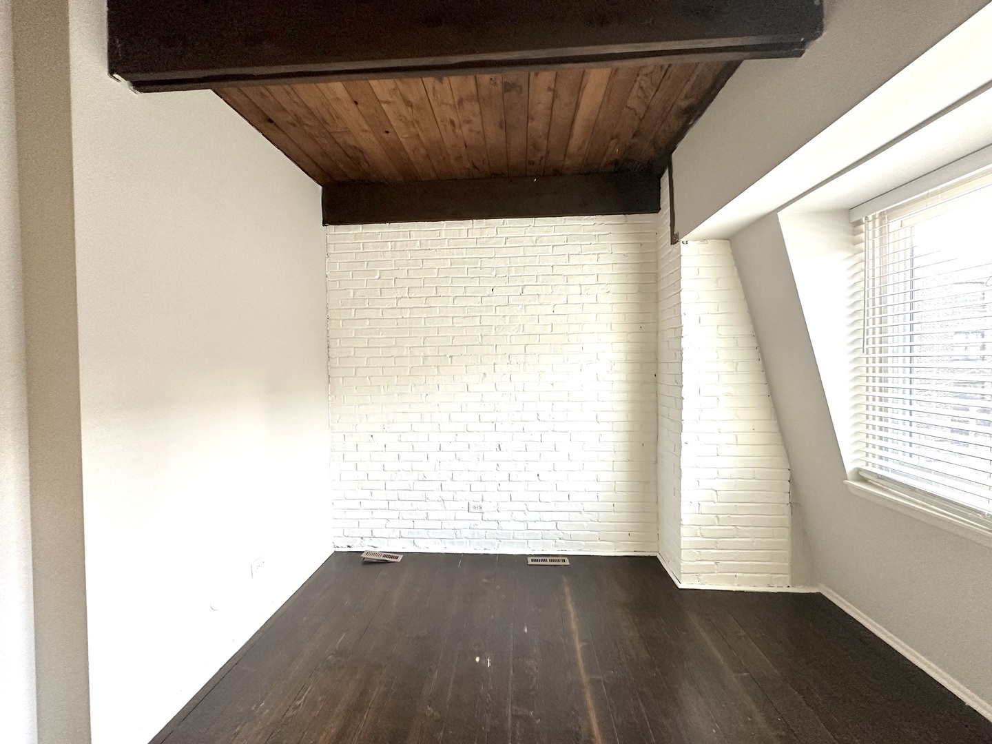 2714 N Mildred Avenue Unit: 7