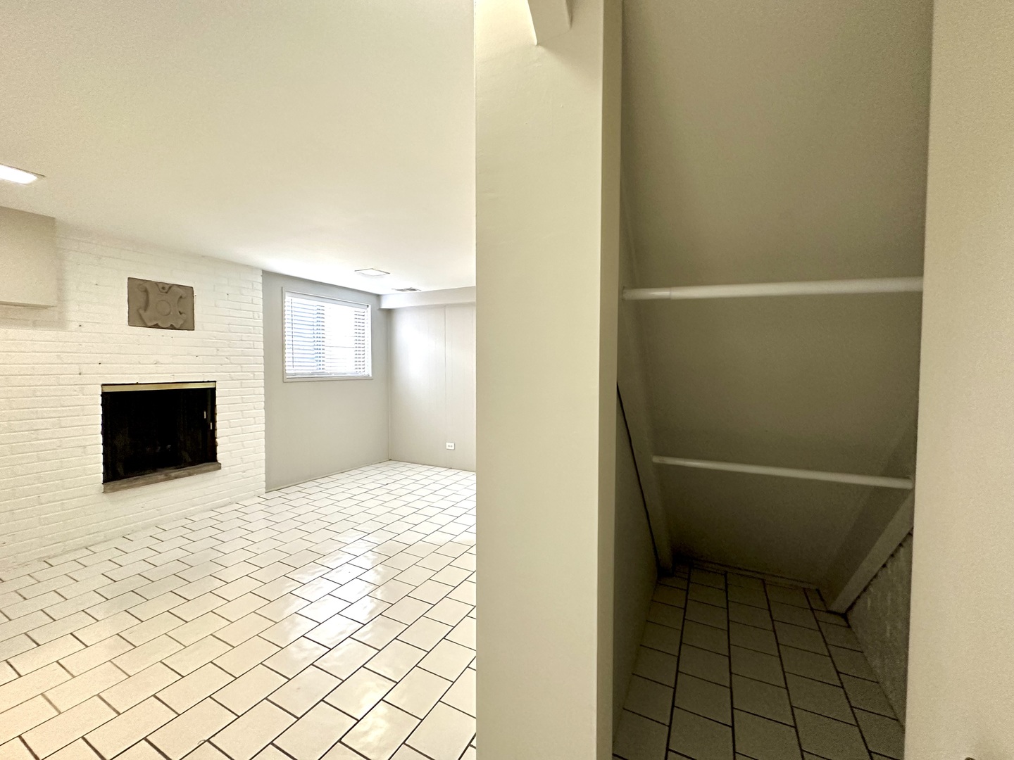 2714 N Mildred Avenue Unit: 7