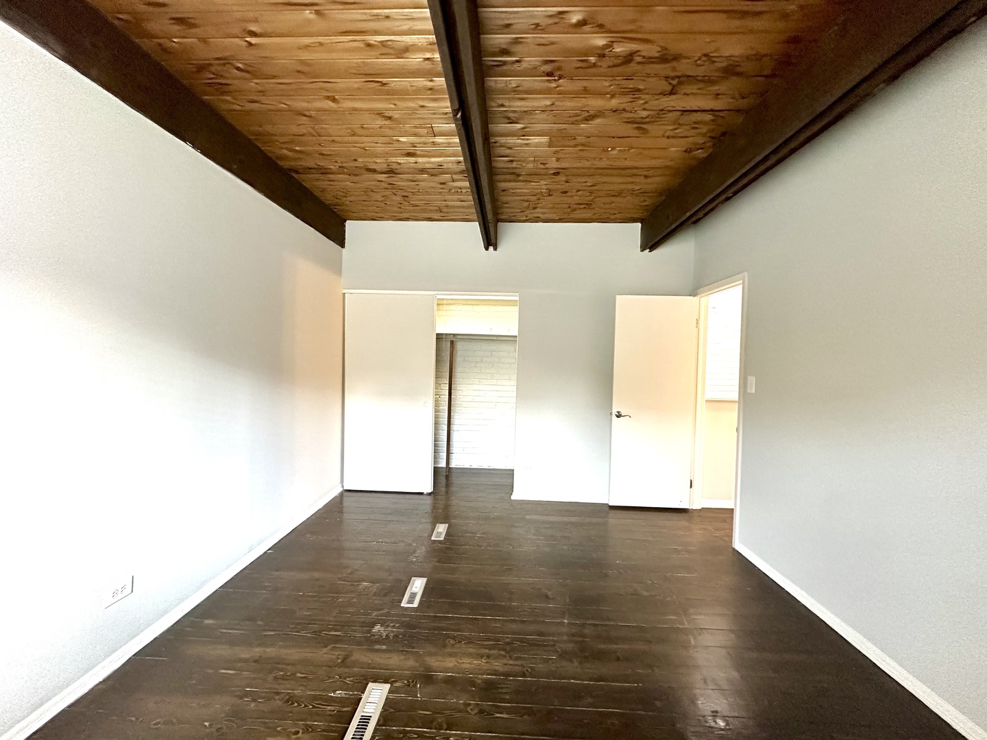 2714 N Mildred Avenue Unit: 7