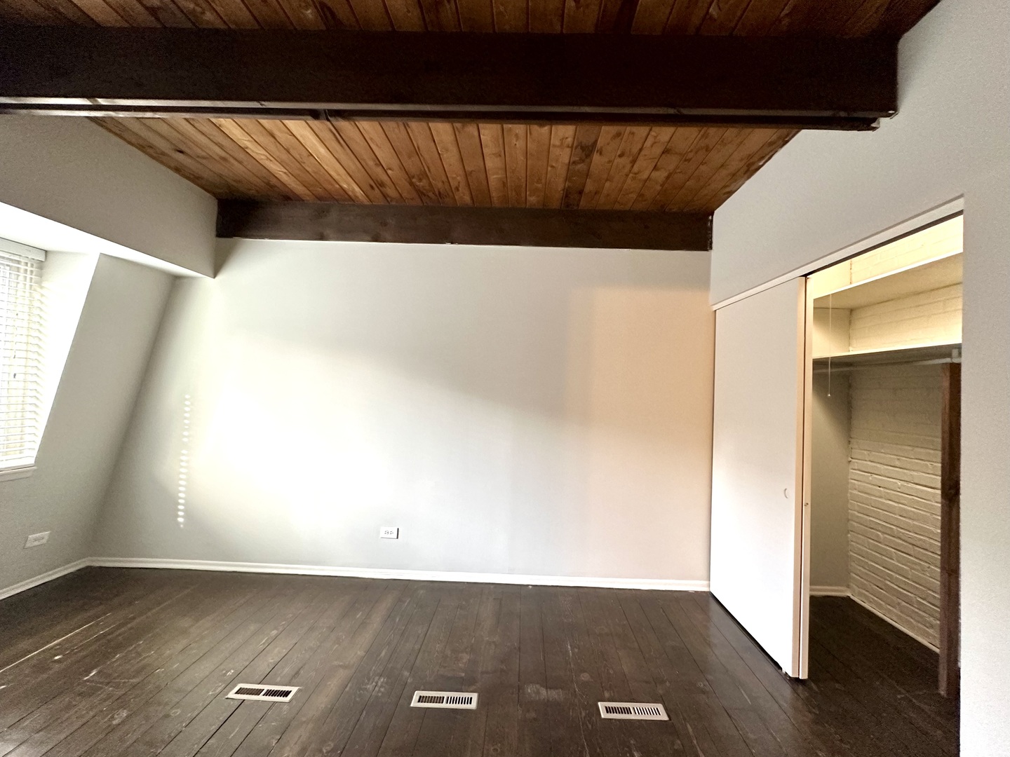 2714 N Mildred Avenue Unit: 7