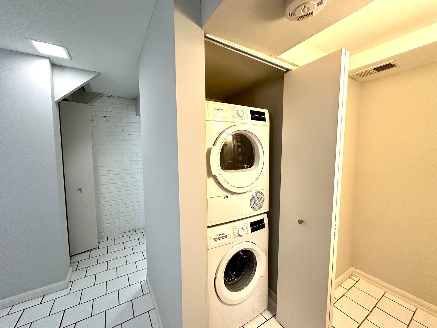 2714 N Mildred Avenue Unit: 7