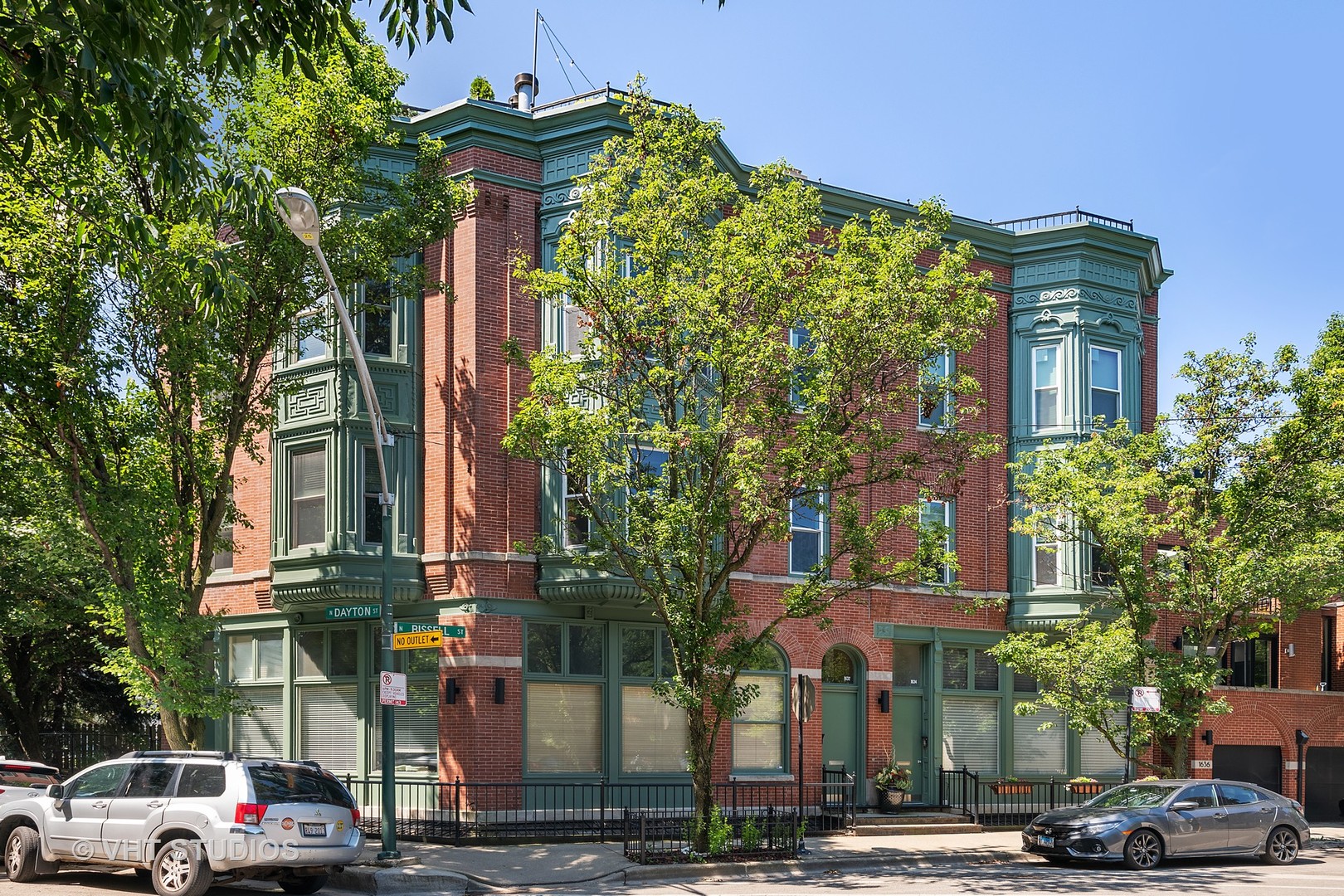 1632 N BISSELL Street Unit: E