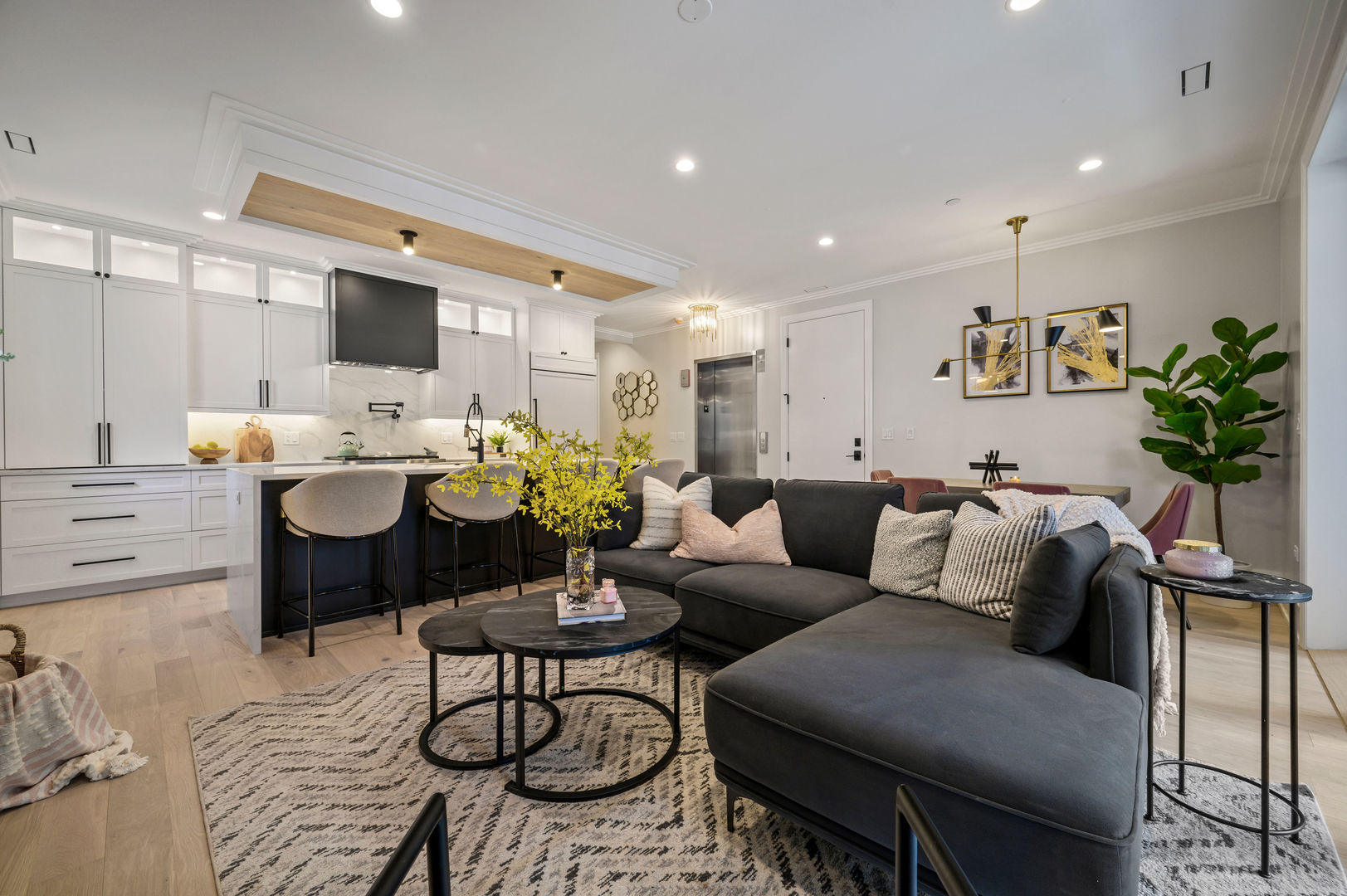 1543 N Wieland Street Unit: 3S