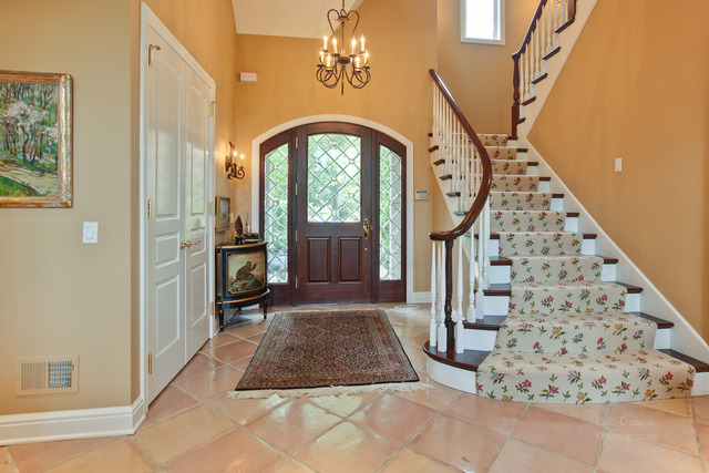 1745 W Broadland Lane