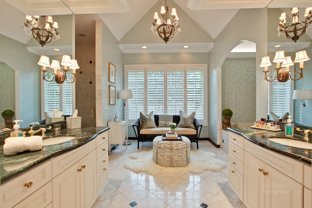 1745 W Broadland Lane