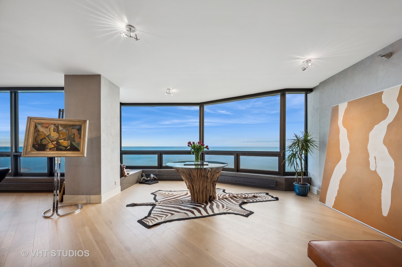 1418 N Lake Shore Drive Unit: 26
