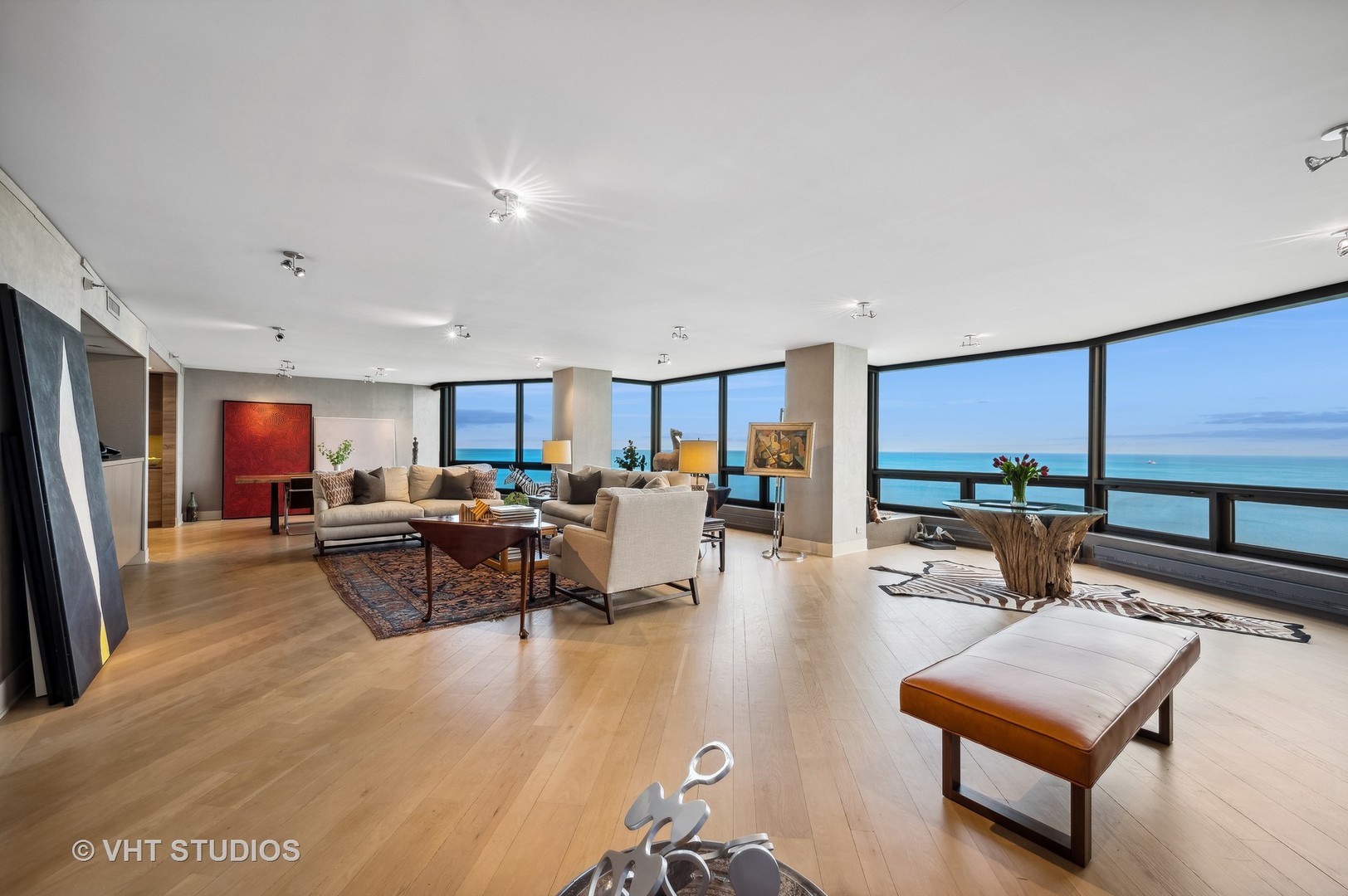1418 N Lake Shore Drive Unit: 26