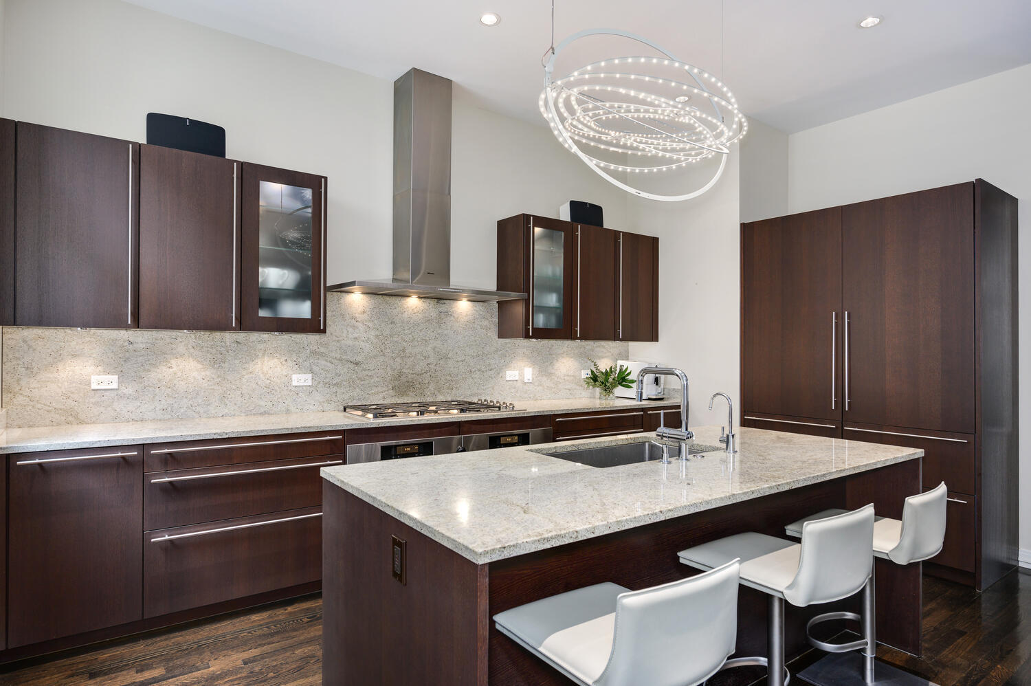 1007 N Dearborn Street