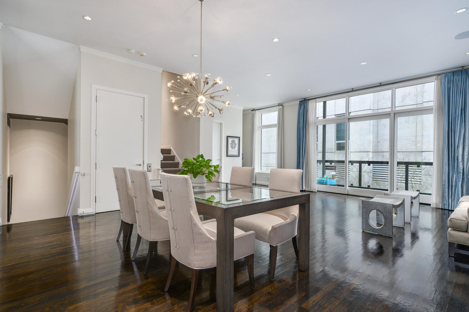 1007 N Dearborn Street