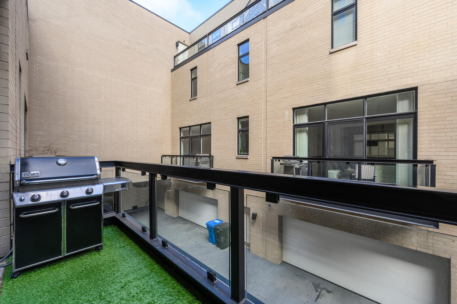 1007 N Dearborn Street