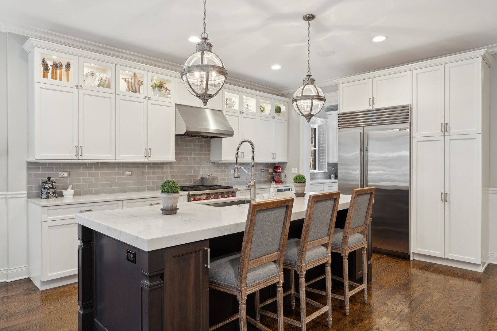 3222 N SOUTHPORT Avenue Unit: 1N