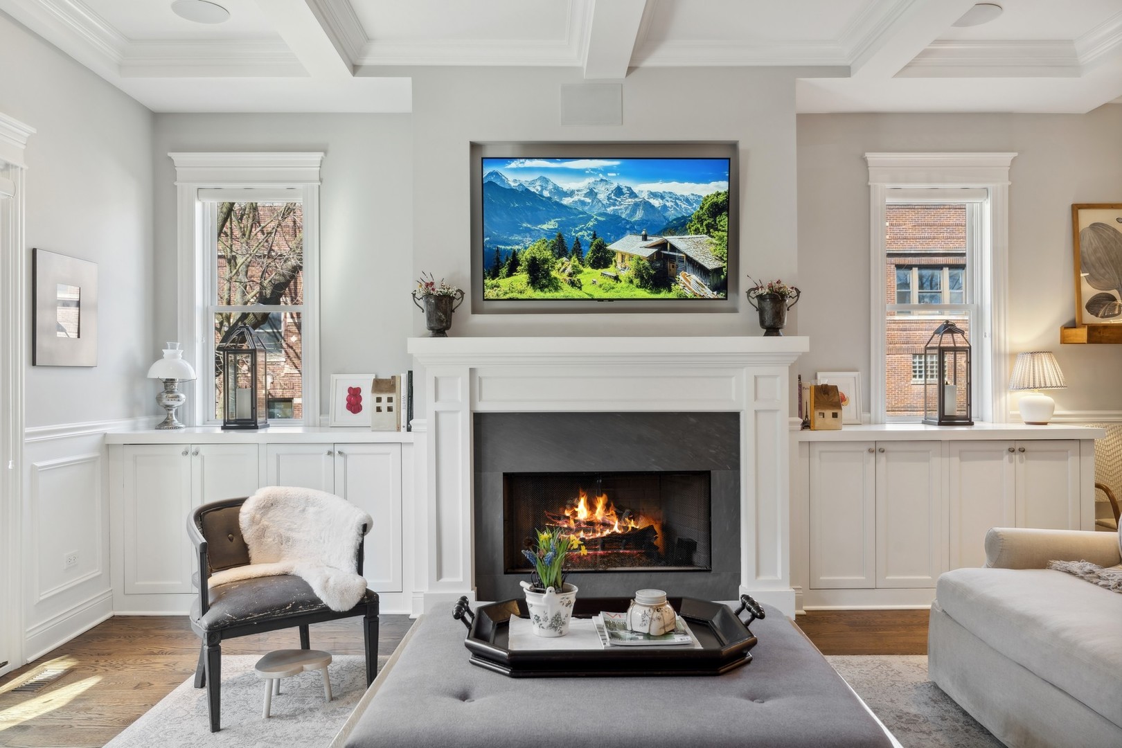 3222 N SOUTHPORT Avenue Unit: 1N