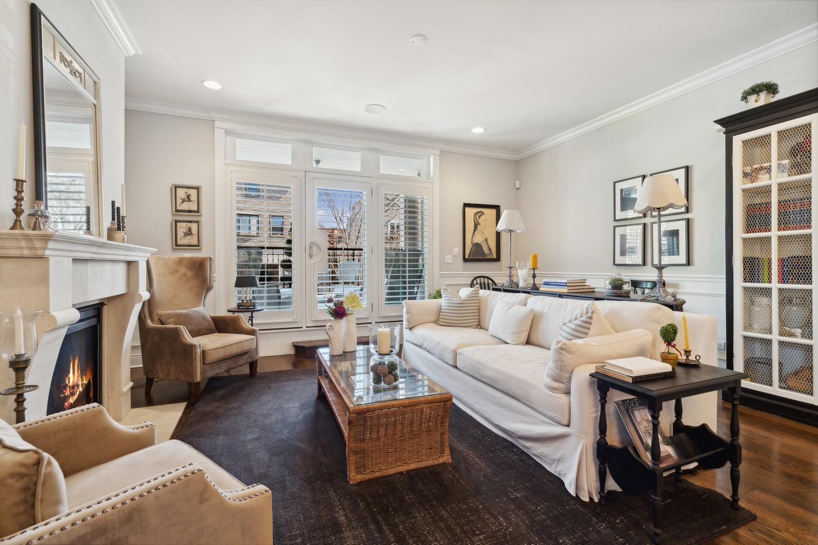 3222 N SOUTHPORT Avenue Unit: 1N