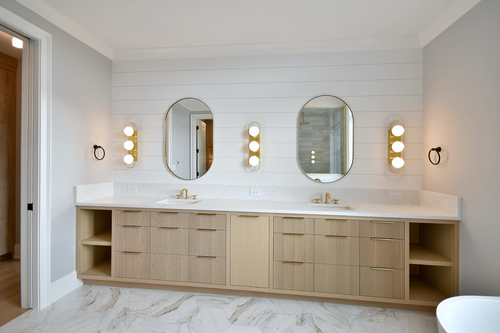 5105 Woodland Avenue