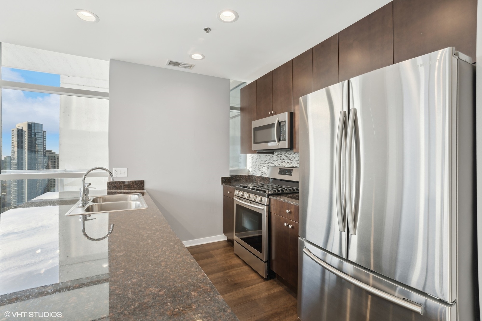 303 W OHIO Street Unit: 3206