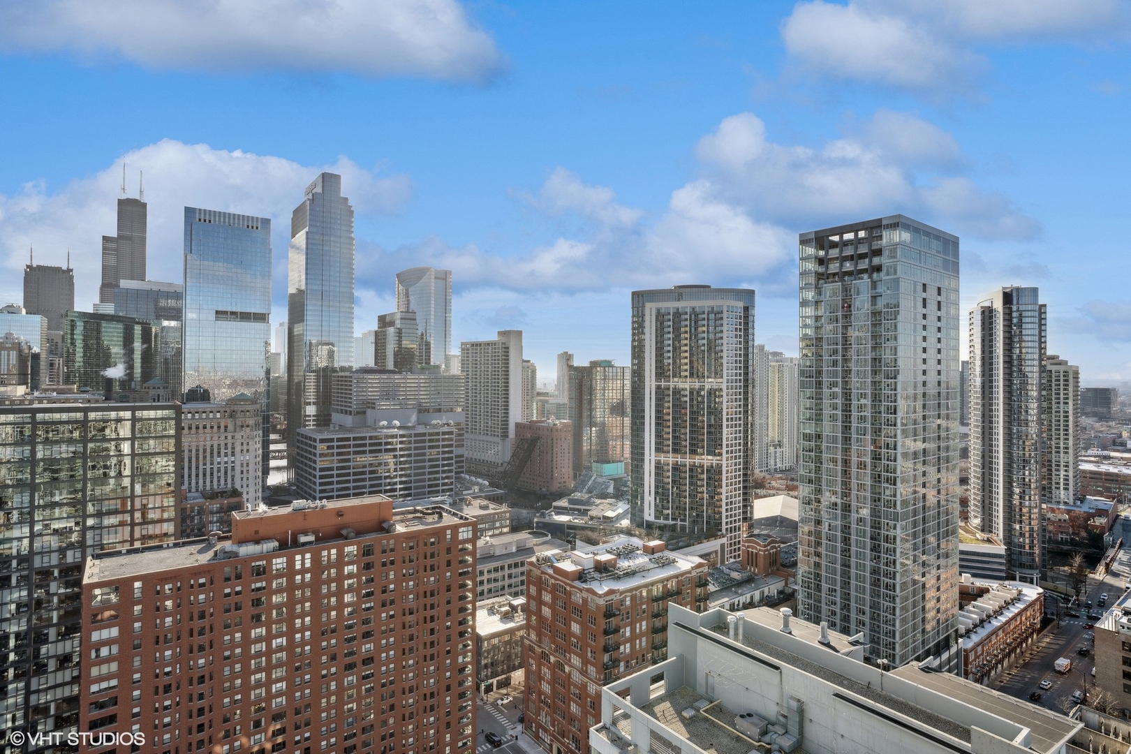 303 W OHIO Street Unit: 3206