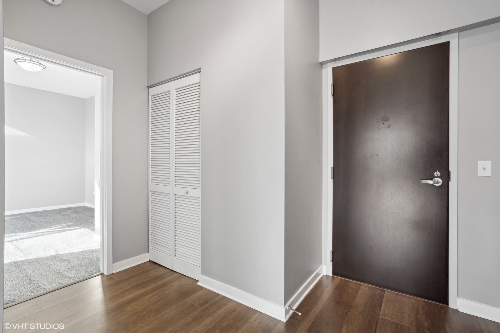 303 W OHIO Street Unit: 3206