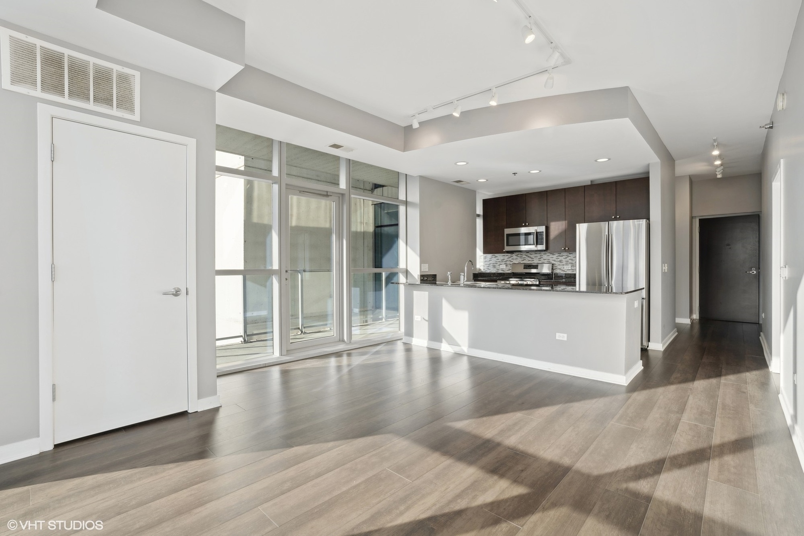303 W OHIO Street Unit: 3206