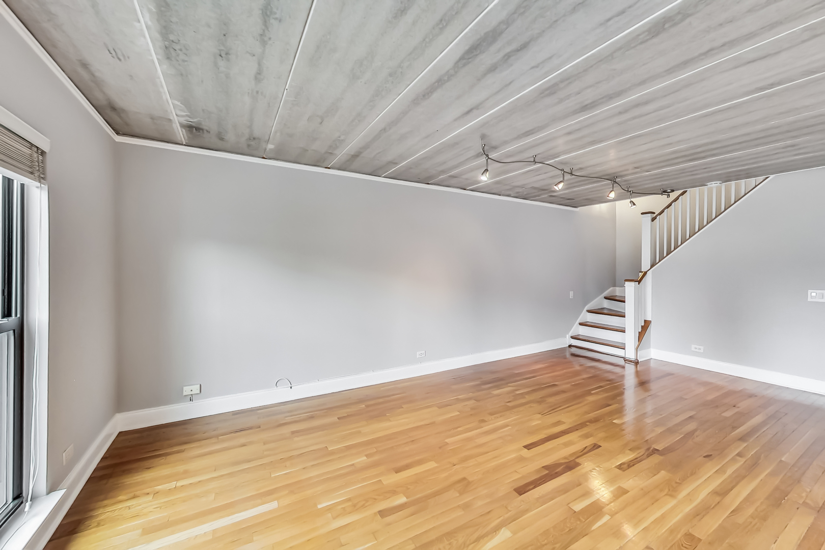 711 W GORDON Terrace Unit: 108