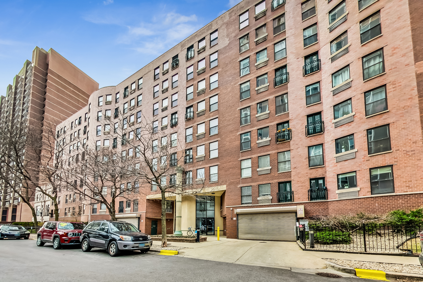 711 W GORDON Terrace Unit: 108