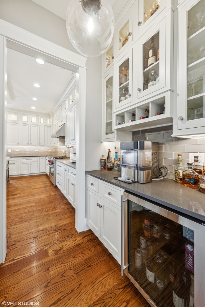 5321 Woodland Avenue