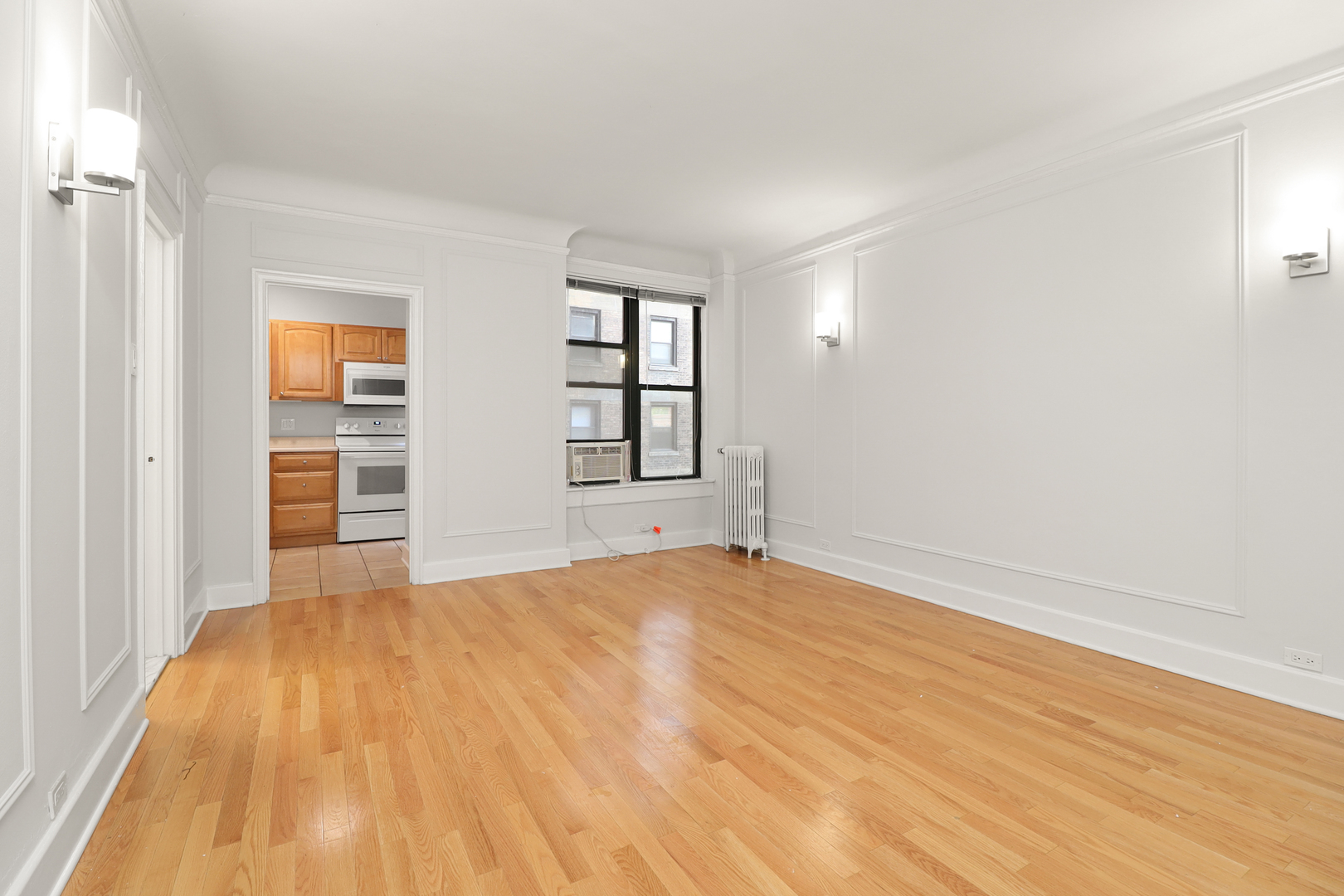 10 W Elm Street Unit: 801
