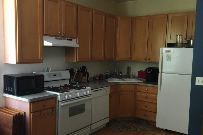 3221 N KENMORE Avenue Unit: 2F