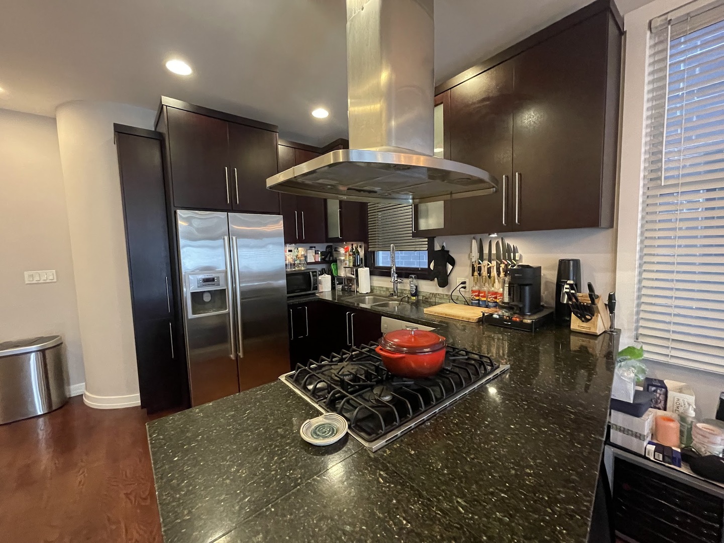 3039 N Sheffield Avenue Unit: 2