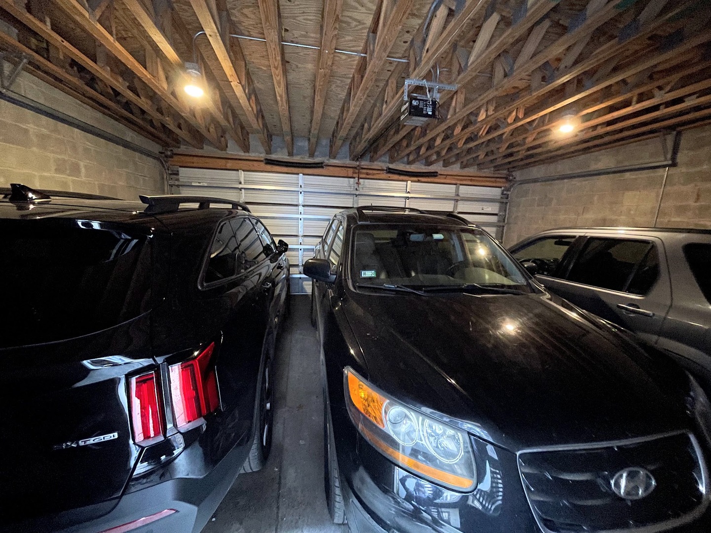 3039 N Sheffield Avenue Unit: 2