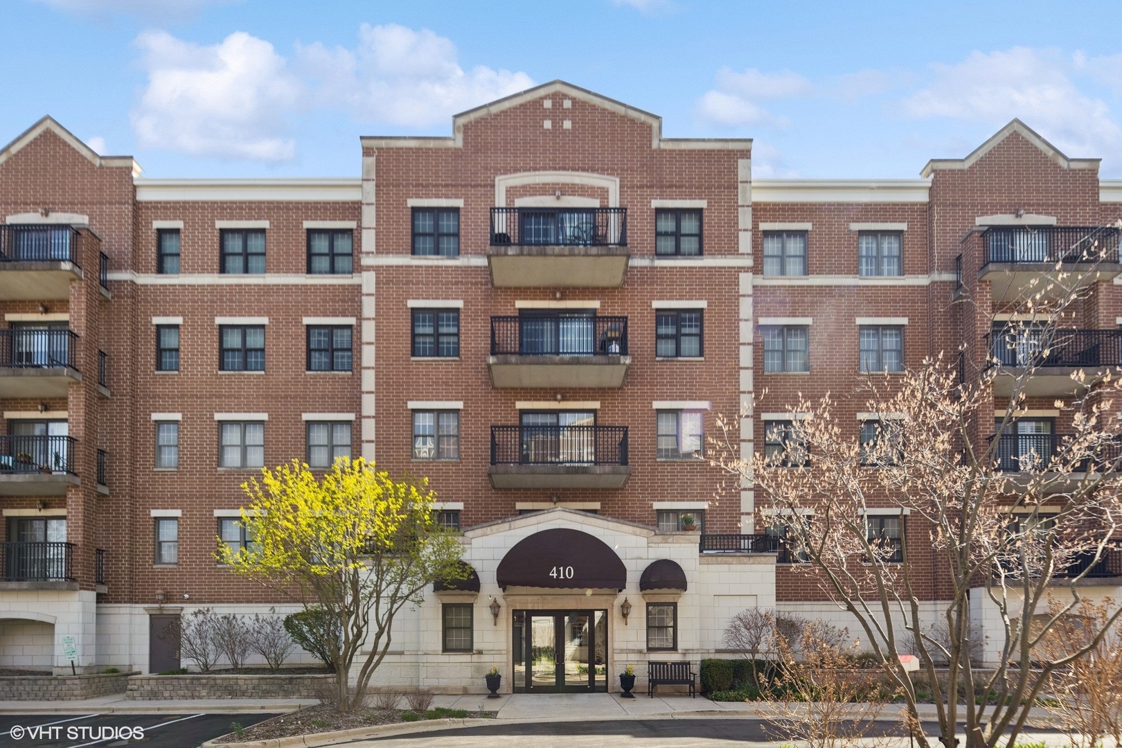 410 W Burlington Avenue Unit: 507