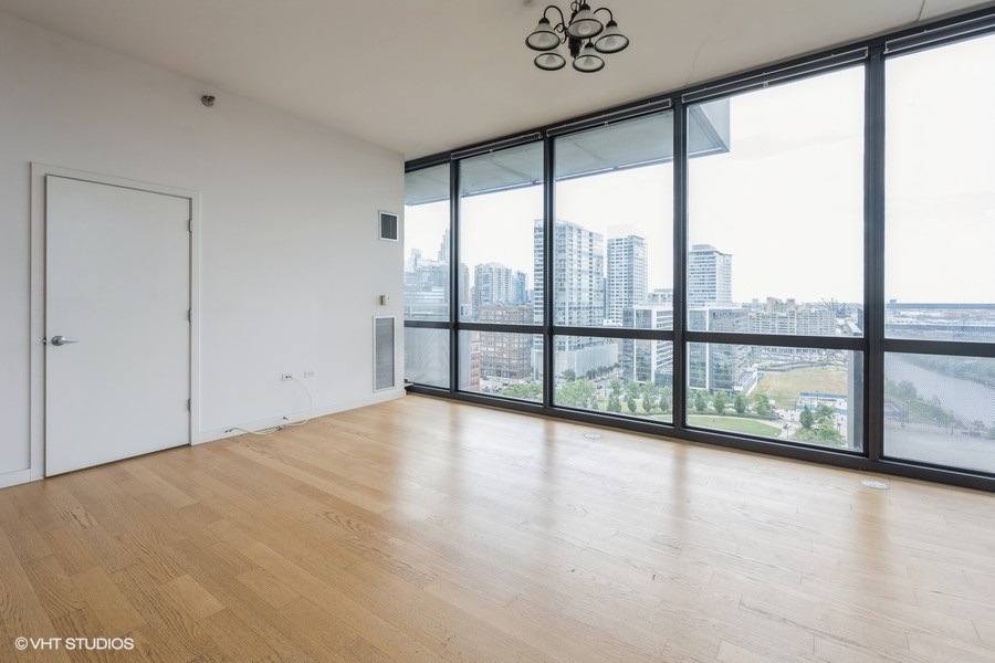 235 W VAN BUREN Street Unit: 1812